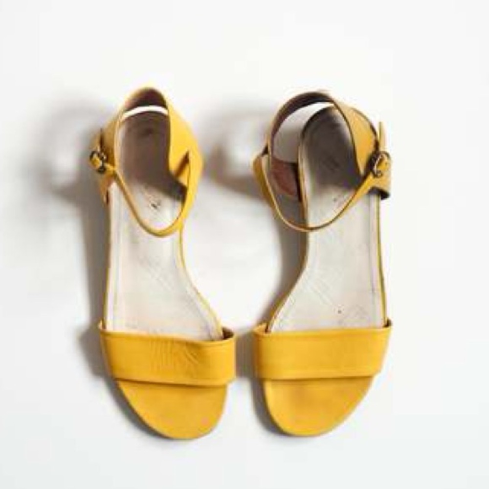 Maison Martin Margiela Leather Yellow Ankle Strap Sandals - 36
